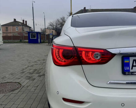 Белый Инфинити Q50, объемом двигателя 2.14 л и пробегом 122 тыс. км за 17300 $, фото 14 на Automoto.ua