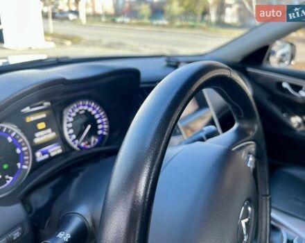 Білий Інфініті Q50, об'ємом двигуна 2.14 л та пробігом 69 тис. км за 17300 $, фото 20 на Automoto.ua