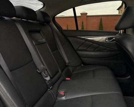 Белый Инфинити Q50, объемом двигателя 3 л и пробегом 109 тыс. км за 15800 $, фото 16 на Automoto.ua