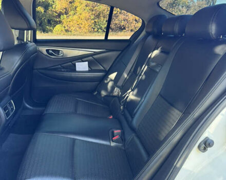 Белый Инфинити Q50, объемом двигателя 3 л и пробегом 108 тыс. км за 14999 $, фото 31 на Automoto.ua