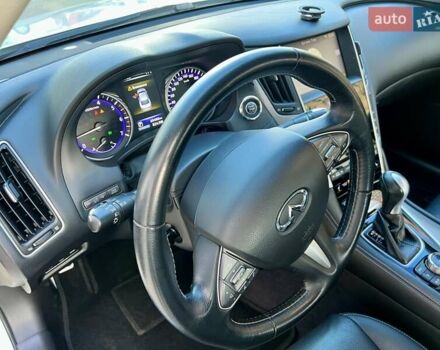 Білий Інфініті Q50, об'ємом двигуна 2.14 л та пробігом 69 тис. км за 17300 $, фото 19 на Automoto.ua
