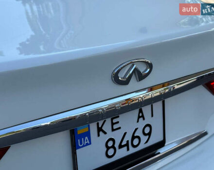 Білий Інфініті Q50, об'ємом двигуна 1.99 л та пробігом 158 тис. км за 11499 $, фото 24 на Automoto.ua
