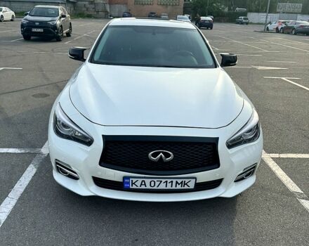 Білий Інфініті Q50, об'ємом двигуна 2 л та пробігом 101 тис. км за 17999 $, фото 12 на Automoto.ua