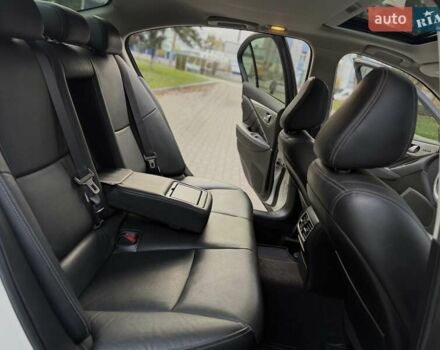 Белый Инфинити Q50, объемом двигателя 1.99 л и пробегом 119 тыс. км за 13333 $, фото 34 на Automoto.ua