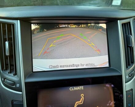 Білий Інфініті Q50, об'ємом двигуна 2 л та пробігом 74 тис. км за 6000 $, фото 11 на Automoto.ua