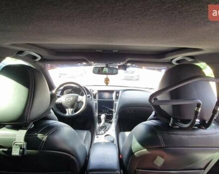 Белый Инфинити Q50, объемом двигателя 3 л и пробегом 71 тыс. км за 19700 $, фото 23 на Automoto.ua