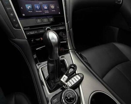 Белый Инфинити Q50, объемом двигателя 3 л и пробегом 109 тыс. км за 15800 $, фото 9 на Automoto.ua