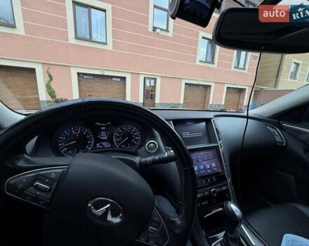Белый Инфинити Q50, объемом двигателя 3 л и пробегом 109 тыс. км за 15800 $, фото 11 на Automoto.ua