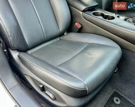 Белый Инфинити Q50, объемом двигателя 2.14 л и пробегом 69 тыс. км за 17100 $, фото 36 на Automoto.ua