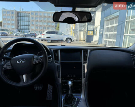 Белый Инфинити Q50, объемом двигателя 2.14 л и пробегом 63 тыс. км за 18200 $, фото 27 на Automoto.ua