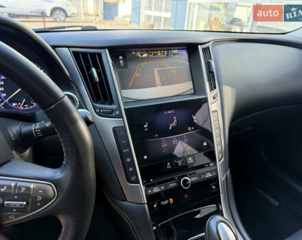 Белый Инфинити Q50, объемом двигателя 2.14 л и пробегом 63 тыс. км за 18200 $, фото 21 на Automoto.ua