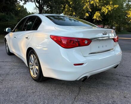 Білий Інфініті Q50, об'ємом двигуна 2 л та пробігом 74 тис. км за 6000 $, фото 6 на Automoto.ua