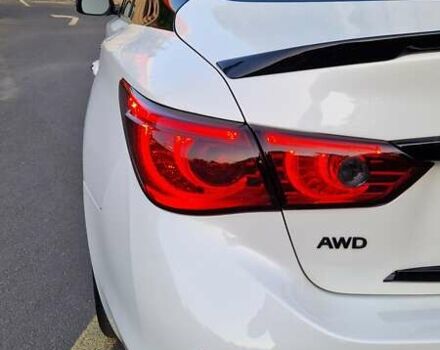 Белый Инфинити Q50, объемом двигателя 3 л и пробегом 71 тыс. км за 19700 $, фото 12 на Automoto.ua