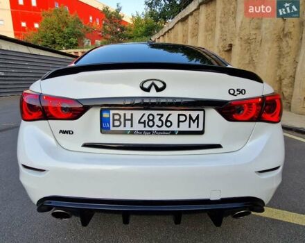 Белый Инфинити Q50, объемом двигателя 3 л и пробегом 71 тыс. км за 19700 $, фото 11 на Automoto.ua