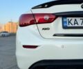 Білий Інфініті Q50, об'ємом двигуна 3 л та пробігом 150 тис. км за 17000 $, фото 8 на Automoto.ua