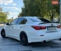 Белый Инфинити Q50, объемом двигателя 3 л и пробегом 85 тыс. км за 15999 $, фото 1 на Automoto.ua