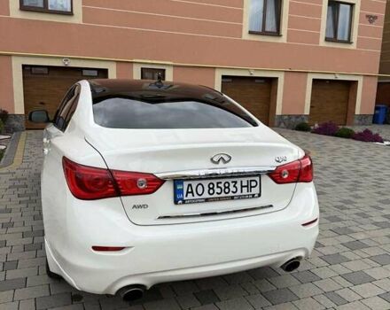 Белый Инфинити Q50, объемом двигателя 3 л и пробегом 109 тыс. км за 15800 $, фото 4 на Automoto.ua