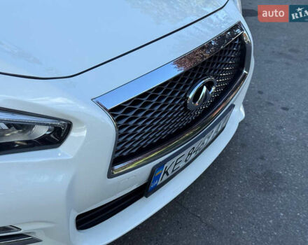 Білий Інфініті Q50, об'ємом двигуна 1.99 л та пробігом 158 тис. км за 11499 $, фото 35 на Automoto.ua