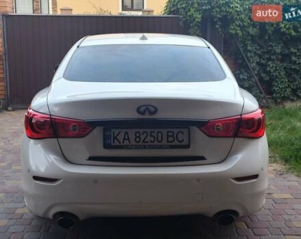 Білий Інфініті Q50, об'ємом двигуна 3 л та пробігом 142 тис. км за 13800 $, фото 7 на Automoto.ua