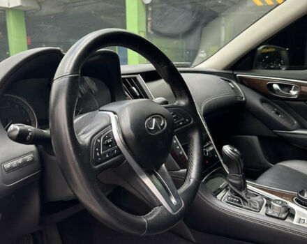 Белый Инфинити Q50, объемом двигателя 3 л и пробегом 145 тыс. км за 18500 $, фото 64 на Automoto.ua