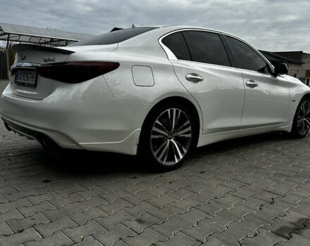 Білий Інфініті Q50, об'ємом двигуна 3 л та пробігом 152 тис. км за 15000 $, фото 25 на Automoto.ua