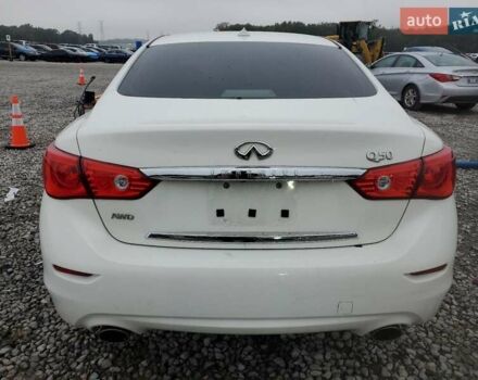 Белый Инфинити Q50, объемом двигателя 2 л и пробегом 148 тыс. км за 2200 $, фото 5 на Automoto.ua