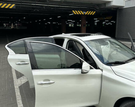 Белый Инфинити Q50, объемом двигателя 3 л и пробегом 145 тыс. км за 18500 $, фото 47 на Automoto.ua