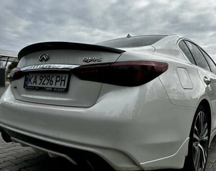 Білий Інфініті Q50, об'ємом двигуна 3 л та пробігом 152 тис. км за 15000 $, фото 17 на Automoto.ua