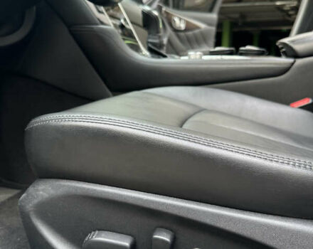 Белый Инфинити Q50, объемом двигателя 3 л и пробегом 145 тыс. км за 18500 $, фото 57 на Automoto.ua