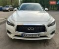 Белый Инфинити Q50, объемом двигателя 3 л и пробегом 131 тыс. км за 22000 $, фото 1 на Automoto.ua