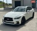 Белый Инфинити Q50, объемом двигателя 3 л и пробегом 171 тыс. км за 13300 $, фото 1 на Automoto.ua