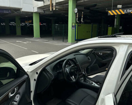 Белый Инфинити Q50, объемом двигателя 3 л и пробегом 145 тыс. км за 18500 $, фото 53 на Automoto.ua