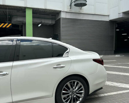 Белый Инфинити Q50, объемом двигателя 3 л и пробегом 145 тыс. км за 18500 $, фото 36 на Automoto.ua