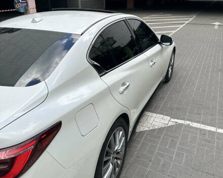 Белый Инфинити Q50, объемом двигателя 3 л и пробегом 145 тыс. км за 18500 $, фото 24 на Automoto.ua