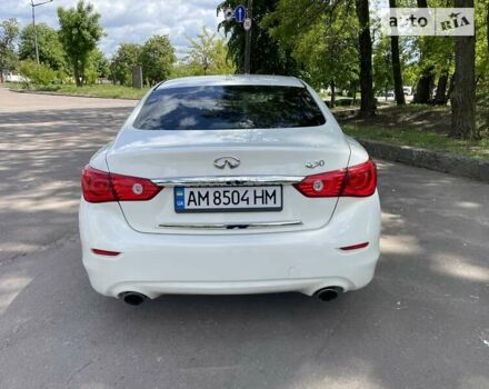 Білий Інфініті Q50, об'ємом двигуна 1.99 л та пробігом 66 тис. км за 15700 $, фото 10 на Automoto.ua