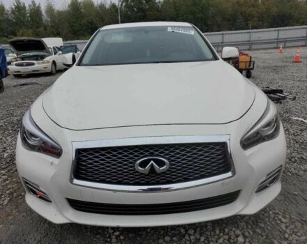 Белый Инфинити Q50, объемом двигателя 2 л и пробегом 148 тыс. км за 2200 $, фото 4 на Automoto.ua