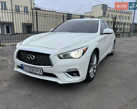Белый Инфинити Q50, объемом двигателя 3 л и пробегом 144 тыс. км за 15900 $, фото 11 на Automoto.ua