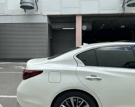 Белый Инфинити Q50, объемом двигателя 3 л и пробегом 145 тыс. км за 18500 $, фото 35 на Automoto.ua