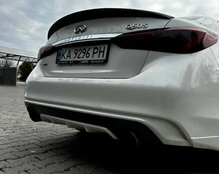Білий Інфініті Q50, об'ємом двигуна 3 л та пробігом 152 тис. км за 15000 $, фото 19 на Automoto.ua