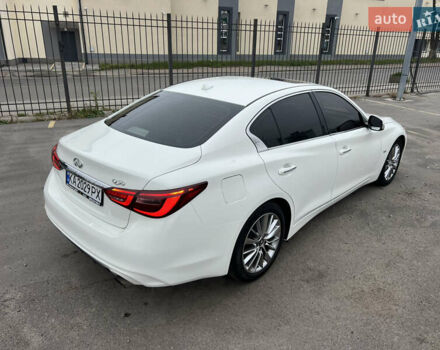Белый Инфинити Q50, объемом двигателя 3 л и пробегом 144 тыс. км за 15900 $, фото 10 на Automoto.ua