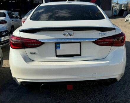 Белый Инфинити Q50, объемом двигателя 3 л и пробегом 195 тыс. км за 20000 $, фото 1 на Automoto.ua