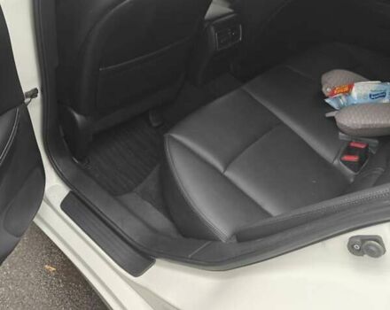 Білий Інфініті Q50, об'ємом двигуна 3 л та пробігом 115 тис. км за 15500 $, фото 31 на Automoto.ua