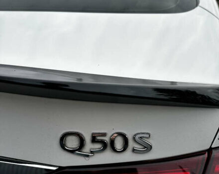 Білий Інфініті Q50, об'ємом двигуна 3 л та пробігом 152 тис. км за 15000 $, фото 11 на Automoto.ua
