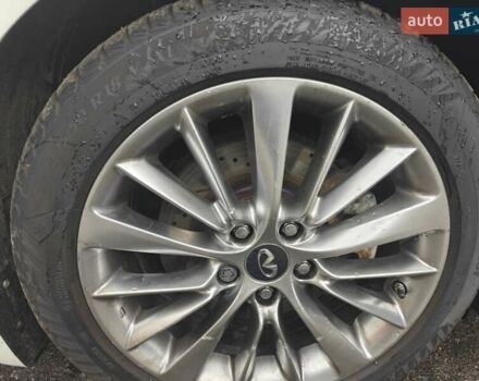 Білий Інфініті Q50, об'ємом двигуна 3 л та пробігом 115 тис. км за 15500 $, фото 16 на Automoto.ua