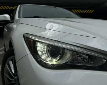 Белый Инфинити Q50, объемом двигателя 3 л и пробегом 145 тыс. км за 18500 $, фото 7 на Automoto.ua