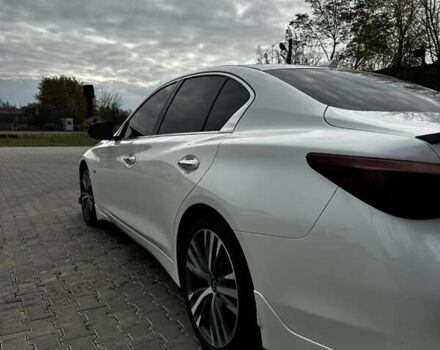 Білий Інфініті Q50, об'ємом двигуна 3 л та пробігом 152 тис. км за 15000 $, фото 9 на Automoto.ua