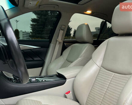 Білий Інфініті Q50, об'ємом двигуна 3 л та пробігом 60 тис. км за 20300 $, фото 8 на Automoto.ua