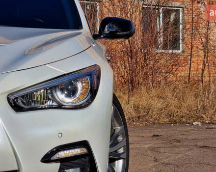 Білий Інфініті Q50, об'ємом двигуна 3 л та пробігом 58 тис. км за 21500 $, фото 17 на Automoto.ua