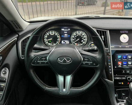 Белый Инфинити Q50, объемом двигателя 3 л и пробегом 144 тыс. км за 15900 $, фото 26 на Automoto.ua