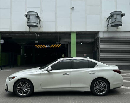 Белый Инфинити Q50, объемом двигателя 3 л и пробегом 145 тыс. км за 18500 $, фото 32 на Automoto.ua